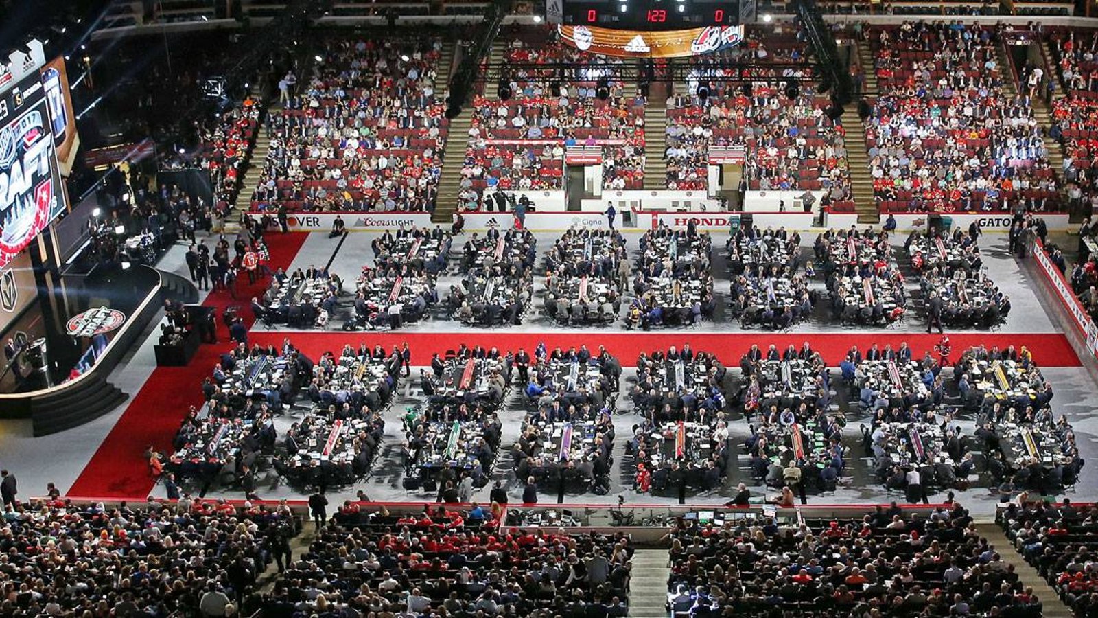 NHL GM delivers an ultimatum to his players