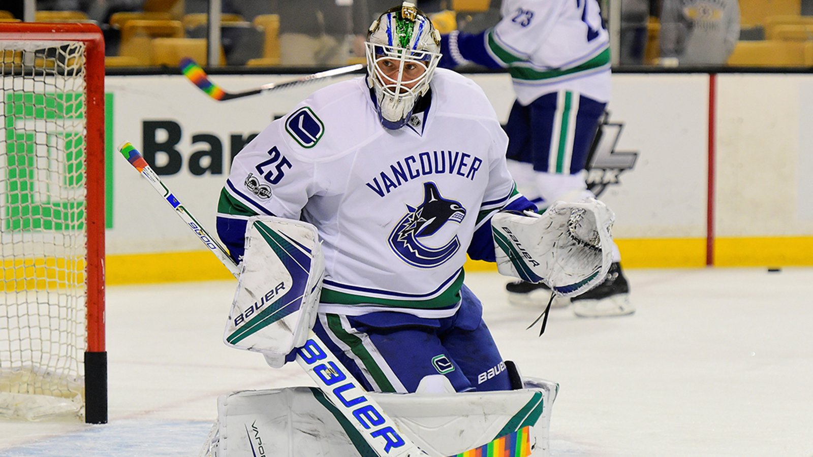 Must See: Sens’ Karlsson gets chirped hard by Canucks’ Markstrom