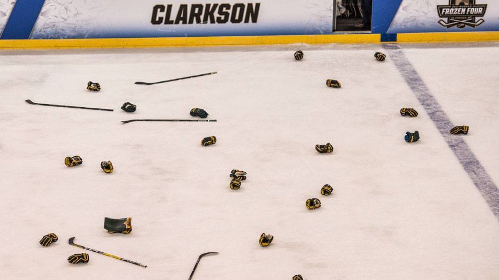 Must see: INTENSE rivalry already heating up before puckdrop!