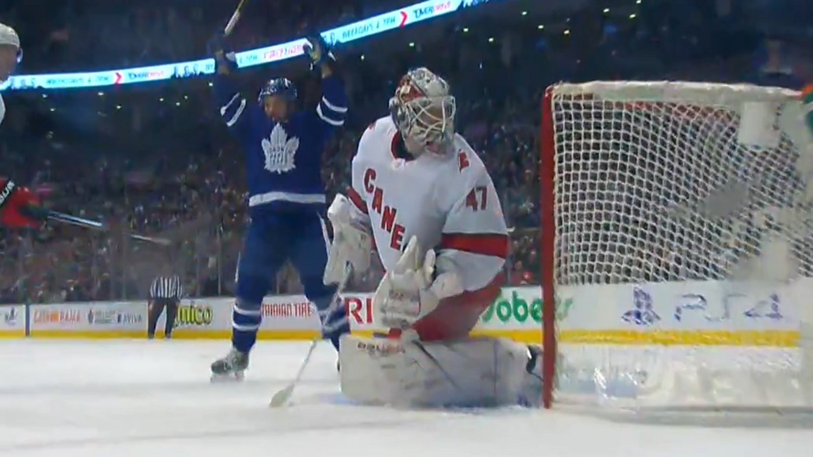 James Reimer gets pulled after just 5 minutes against his former team.