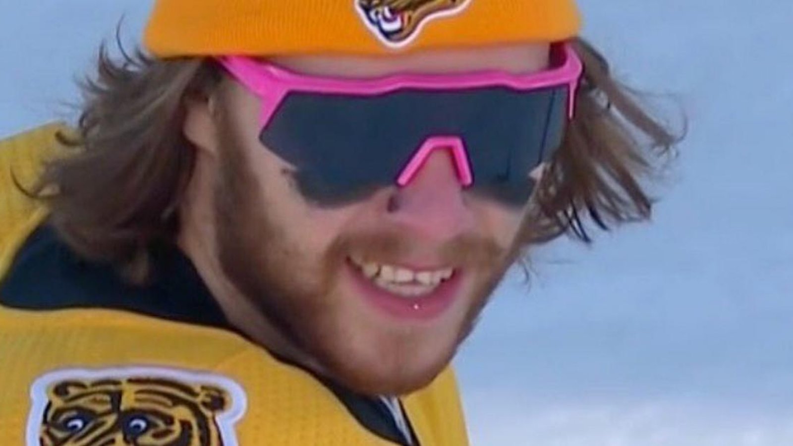 David Pastrnak shows up to Lake Tahoe as “Macho Man” Randy Savage.