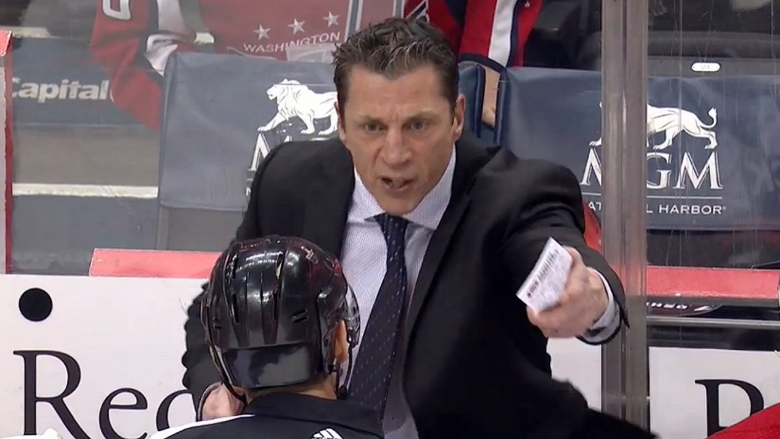 Rumor: Rod Brind'Amour gives the Hurricanes a big time ultimatum.