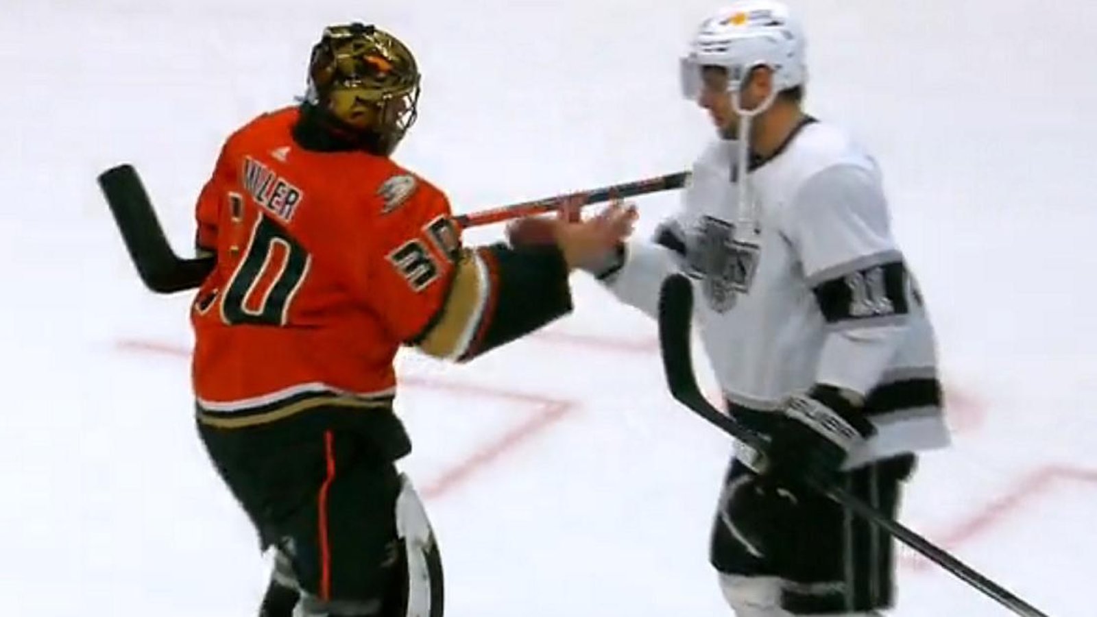 Kings show great class in tribute to Ryan Miller's final home game.