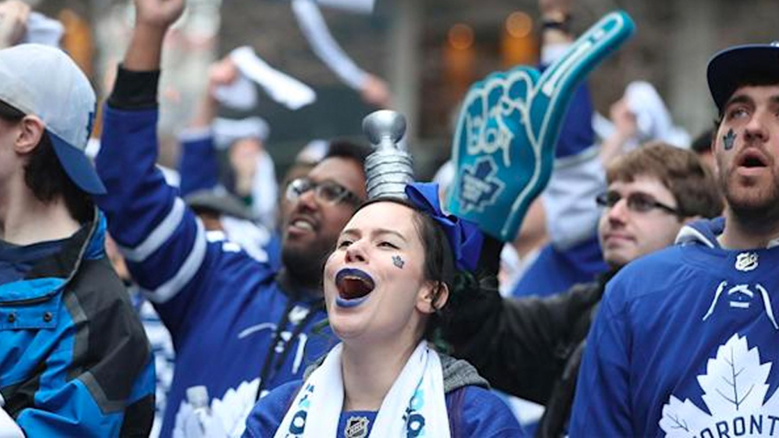 Anonymous NHLer slams the Leafs: “How the f*** can they win the Stanley Cup when they play no defense!?!?!“