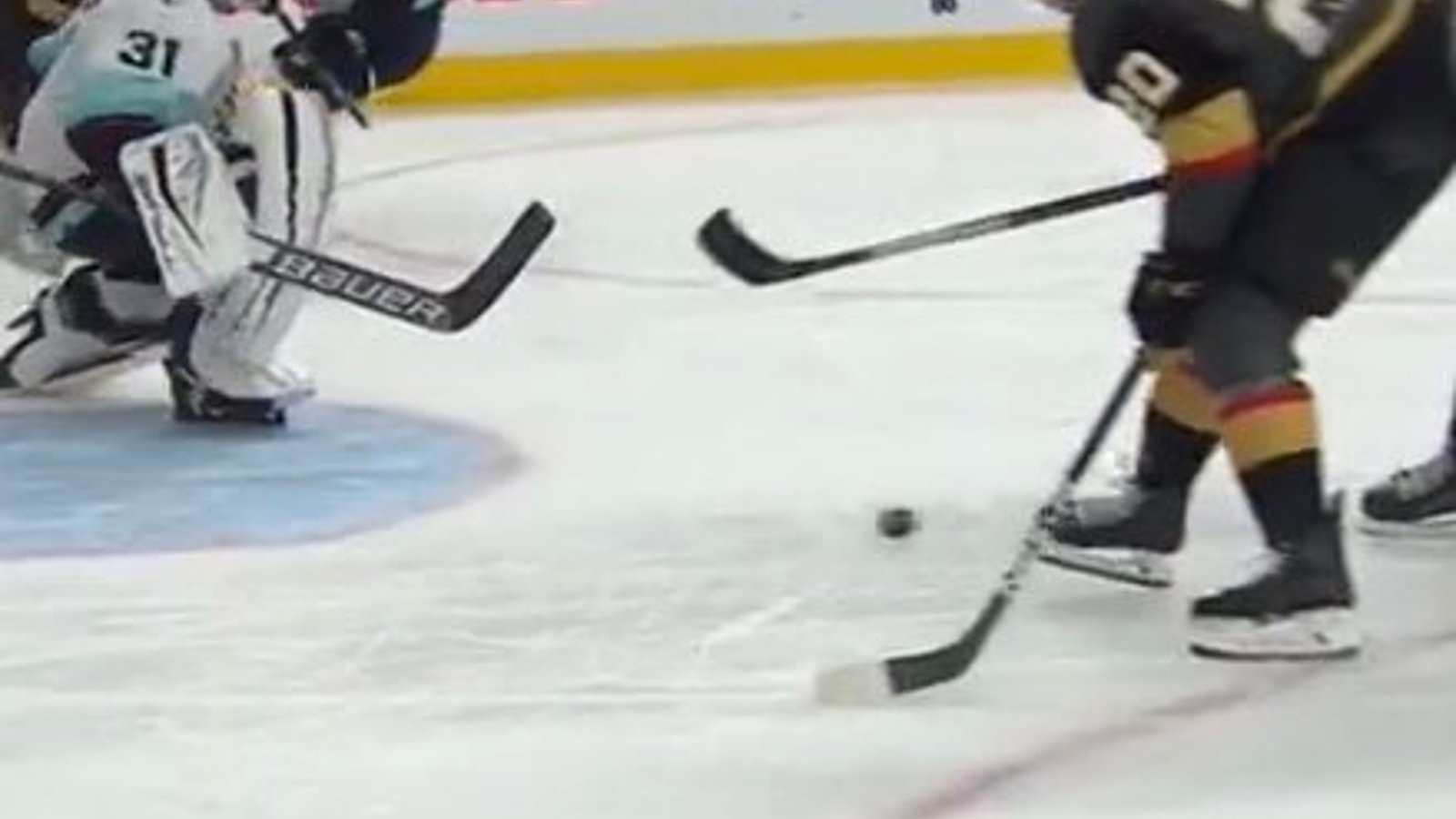 NHL referees get called out for huge mistake on first night of the season! 