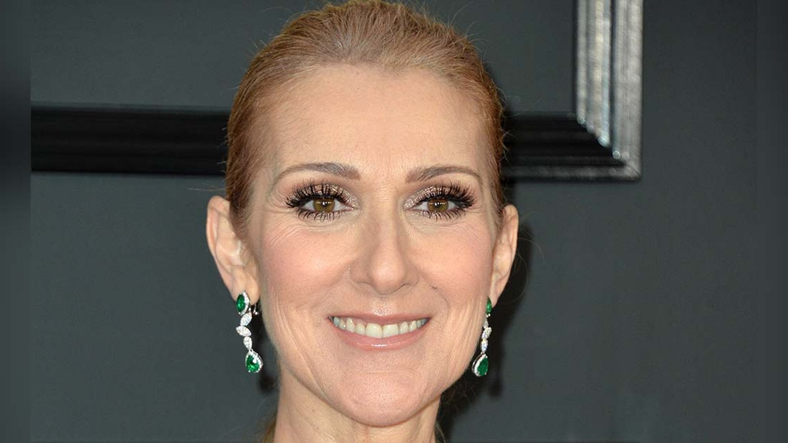 Céline Dion et sa robe noire très sexy font un malheur sur Instagram...