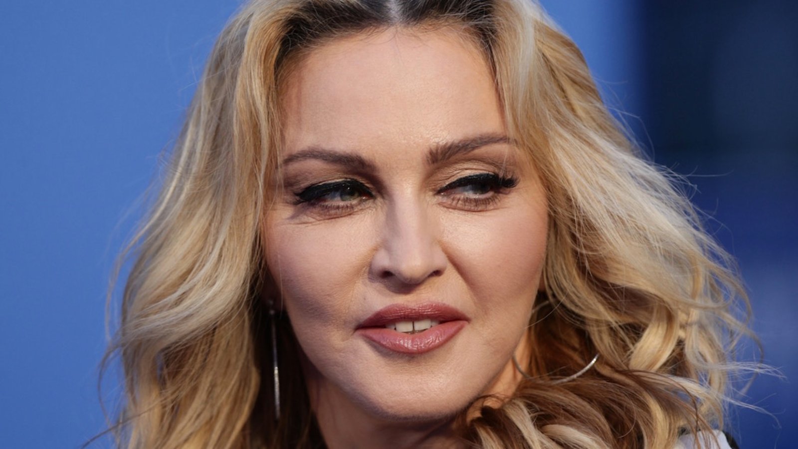 Madonna a-t-elle enlevé les filles d'un homme? 