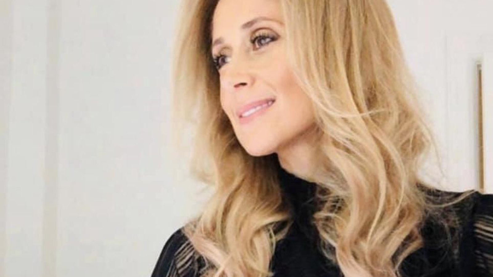 Lara Fabian a écrit une chanson pour amasser des fonds pour le personnel soignant