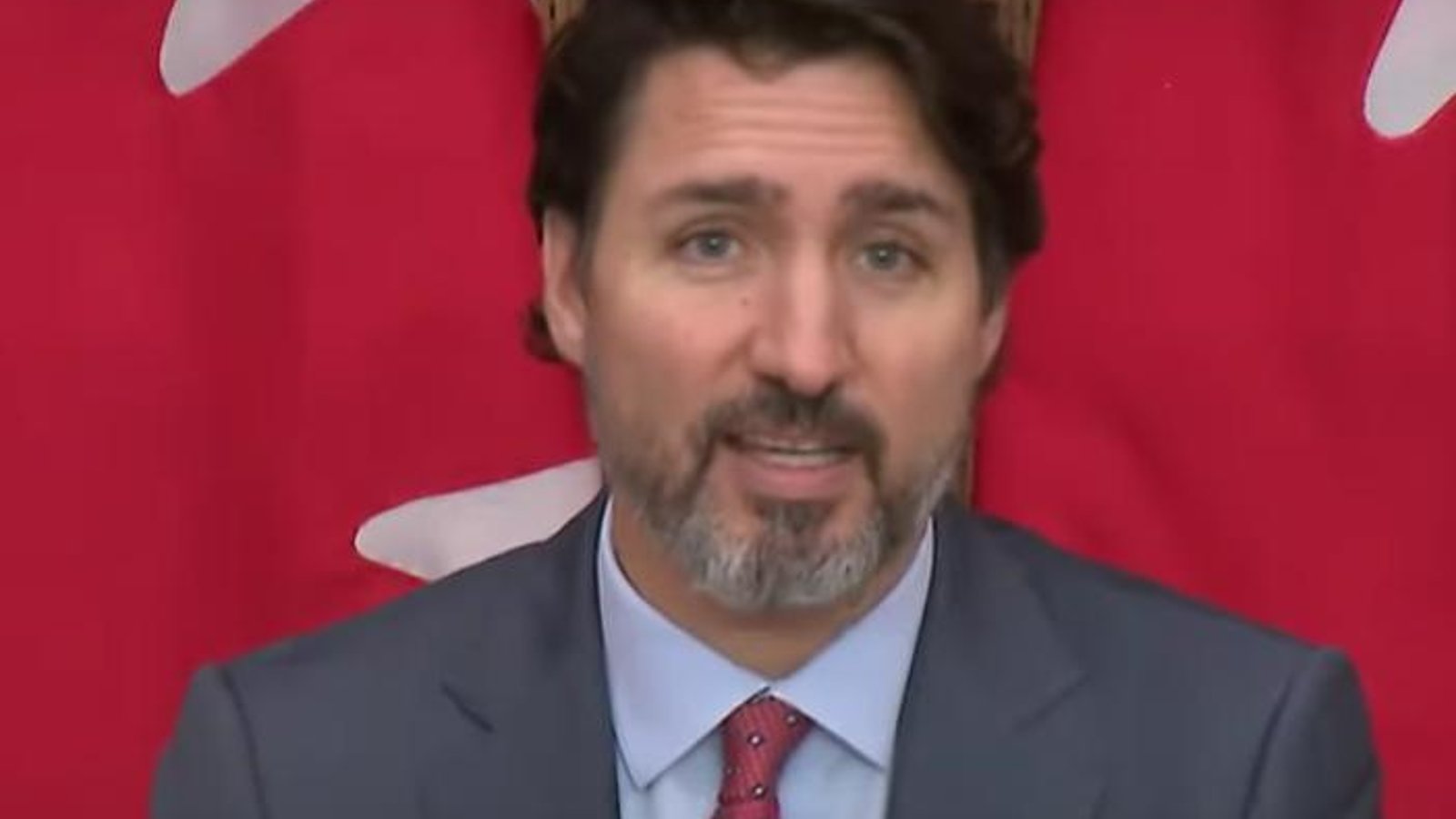 Justin Trudeau rayonne sous le soleil avec sa femme et son fils Hadrien