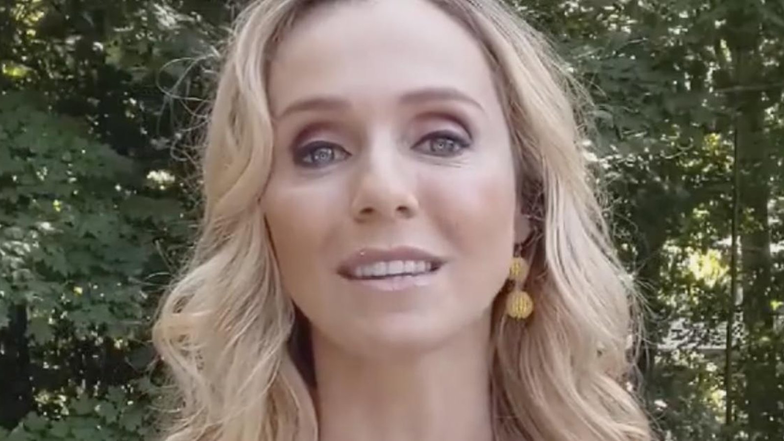 Marie-Andrée Poulin adresse un touchant message au public pour sa toute dernière météo