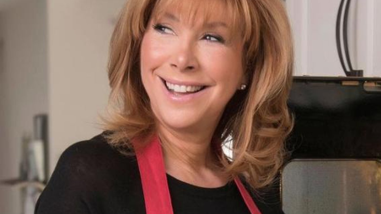 Chantal Lacroix donne de ses nouvelles après l’incendie qui a ravagé sa maison	