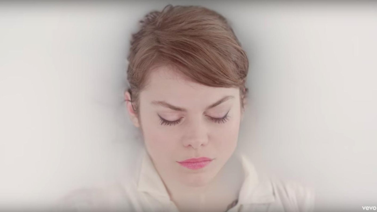 Le nouveau clip de Coeur de Pirate vous laissera bouche bée