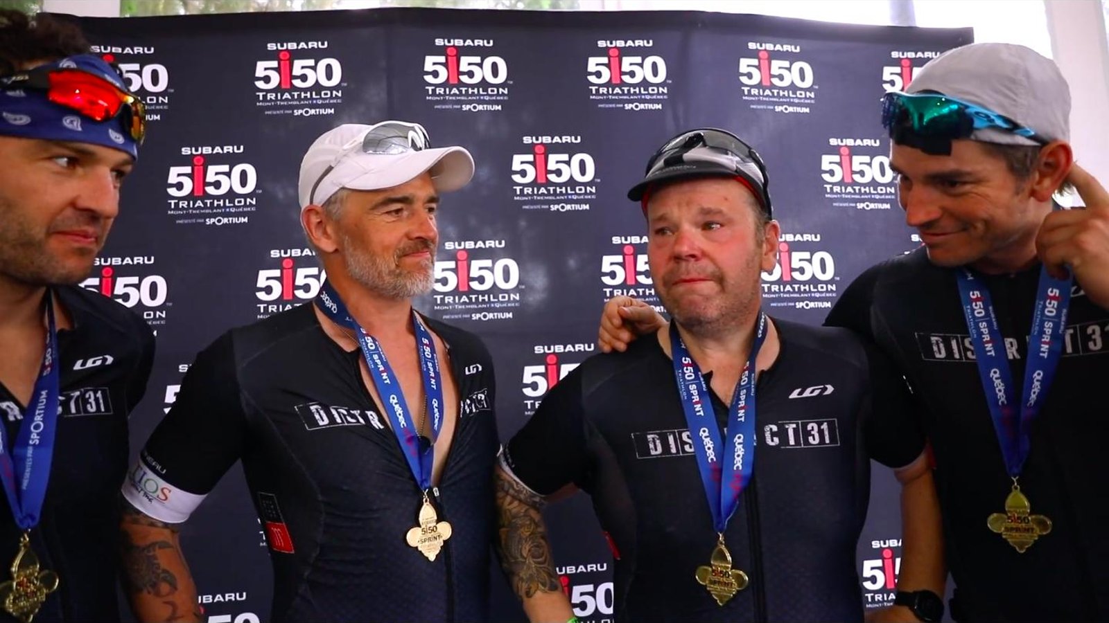 À VOIR: Michel Charette explose en sanglots après avoir réalisé son rêve de compléter un triathlon