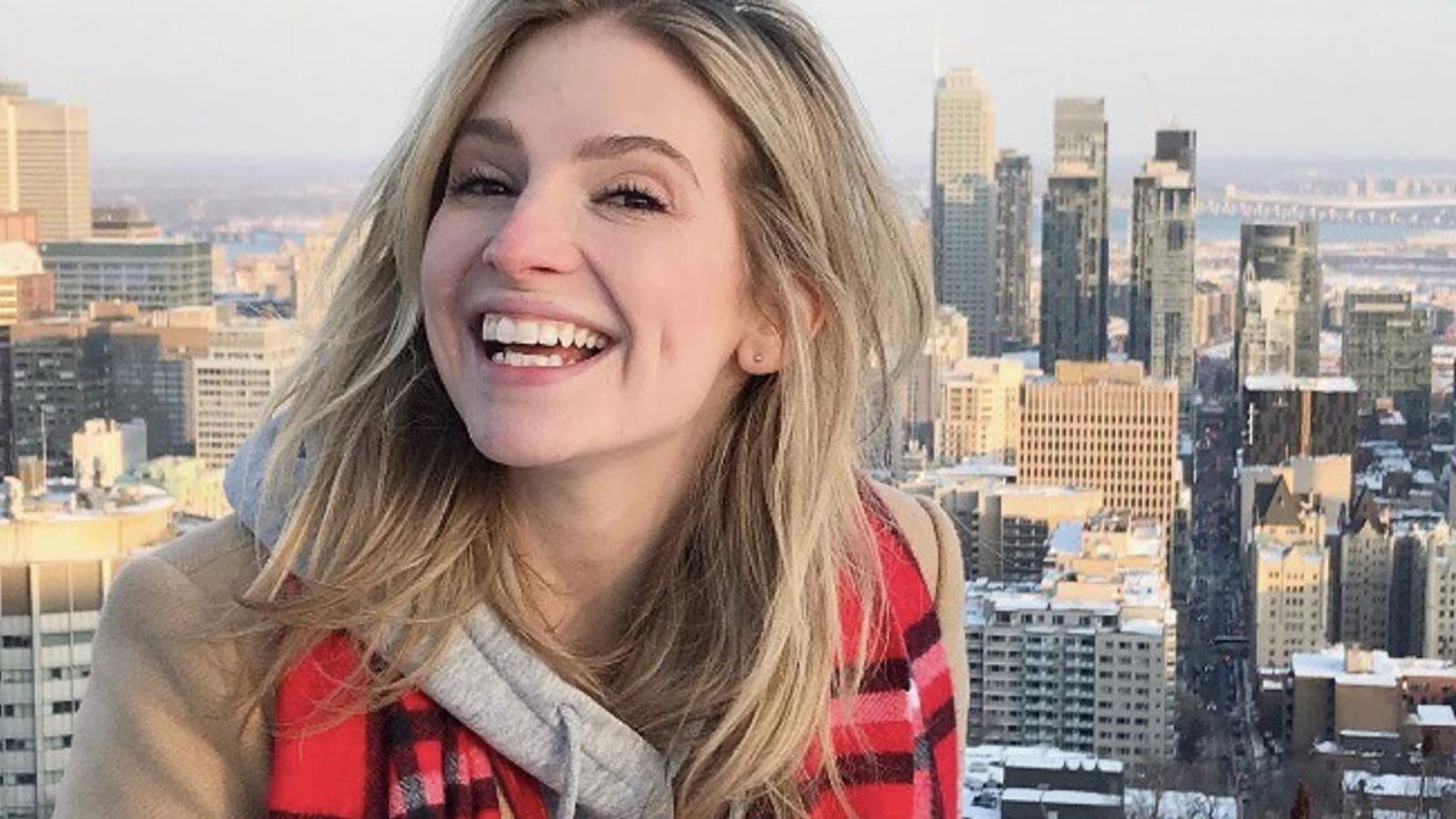 Stéphanie Villeneuve de Salut Bonjour nous présente son amoureux pour souligner leur 1 an d'amour