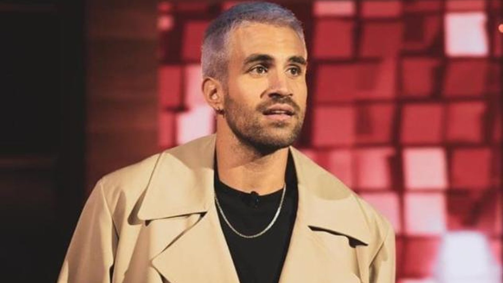 Une « twist suprême » attend les candidats d'Occupation Double ce dimanche 