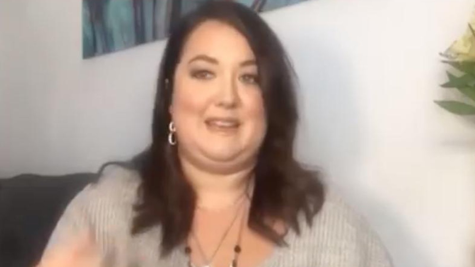Renée Wilkin revient à Bonsoir bonsoir pour parler des commentaires haineux qu'elle a reçus 