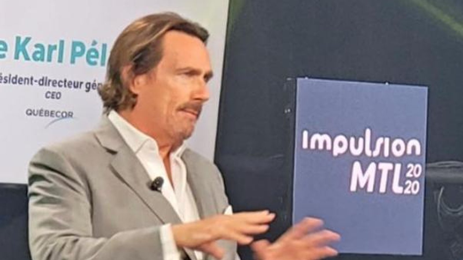 Pierre Karl Péladeau rayonne en plein air avec sa conjointe et sa fille Romy