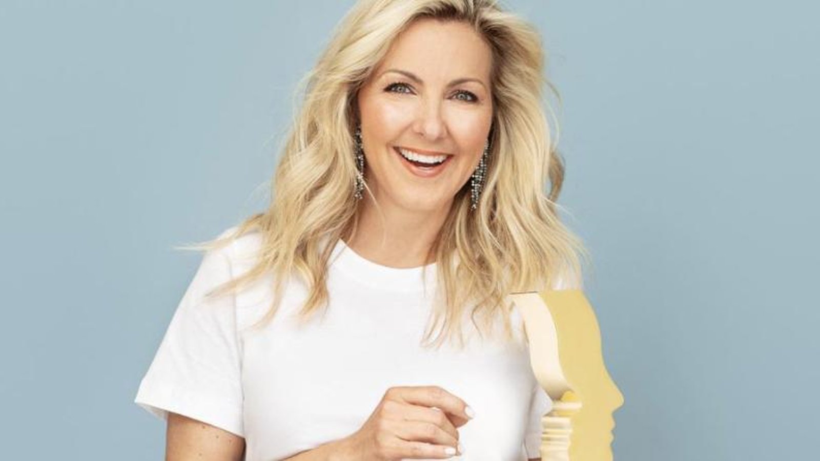 Véronique Cloutier fait tourner toutes les têtes avec son look de présentatrice aux Gémeaux