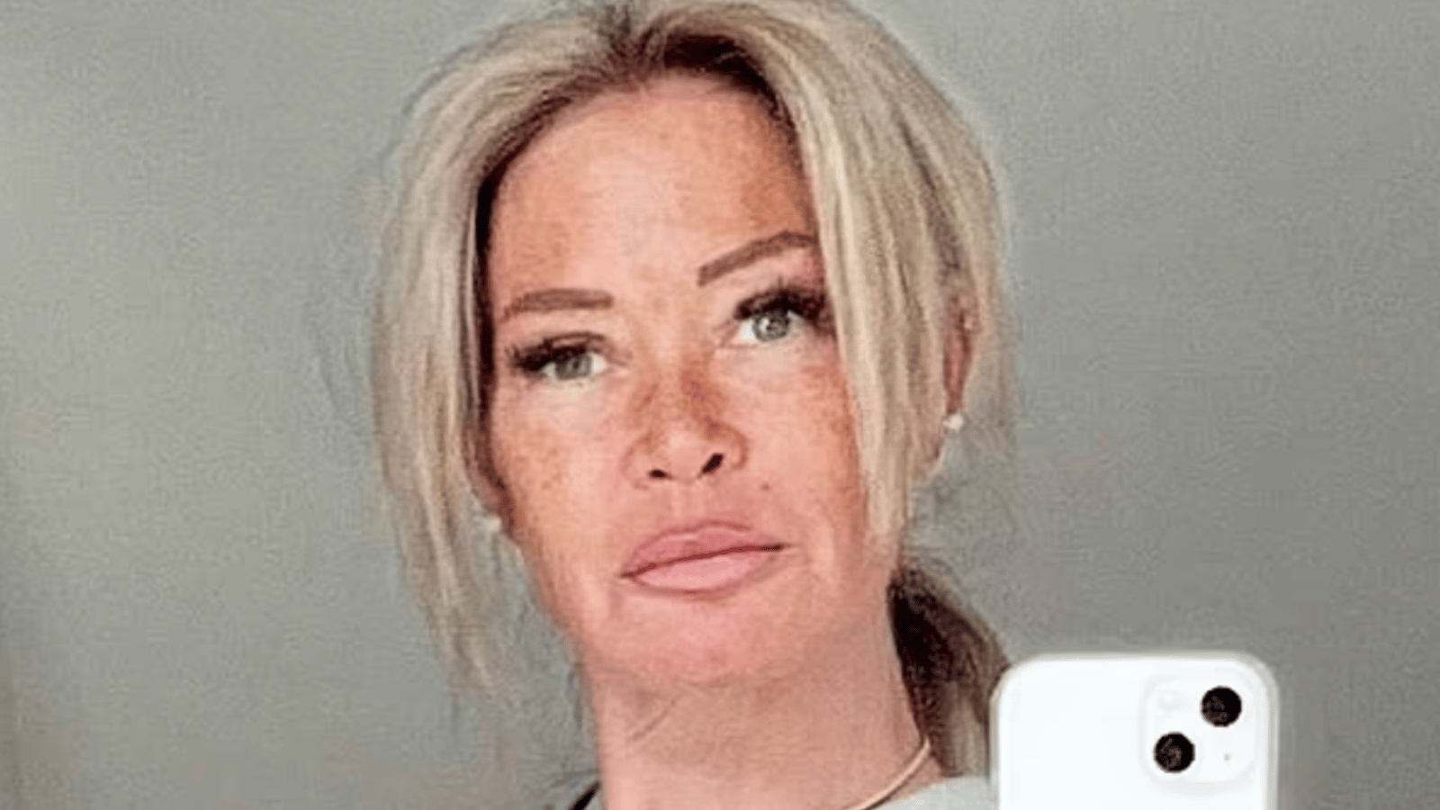 Une femme de 50 ans affirme qu'elle se fait encore carter lorsqu'elle souhaite acheter des cigarettes 