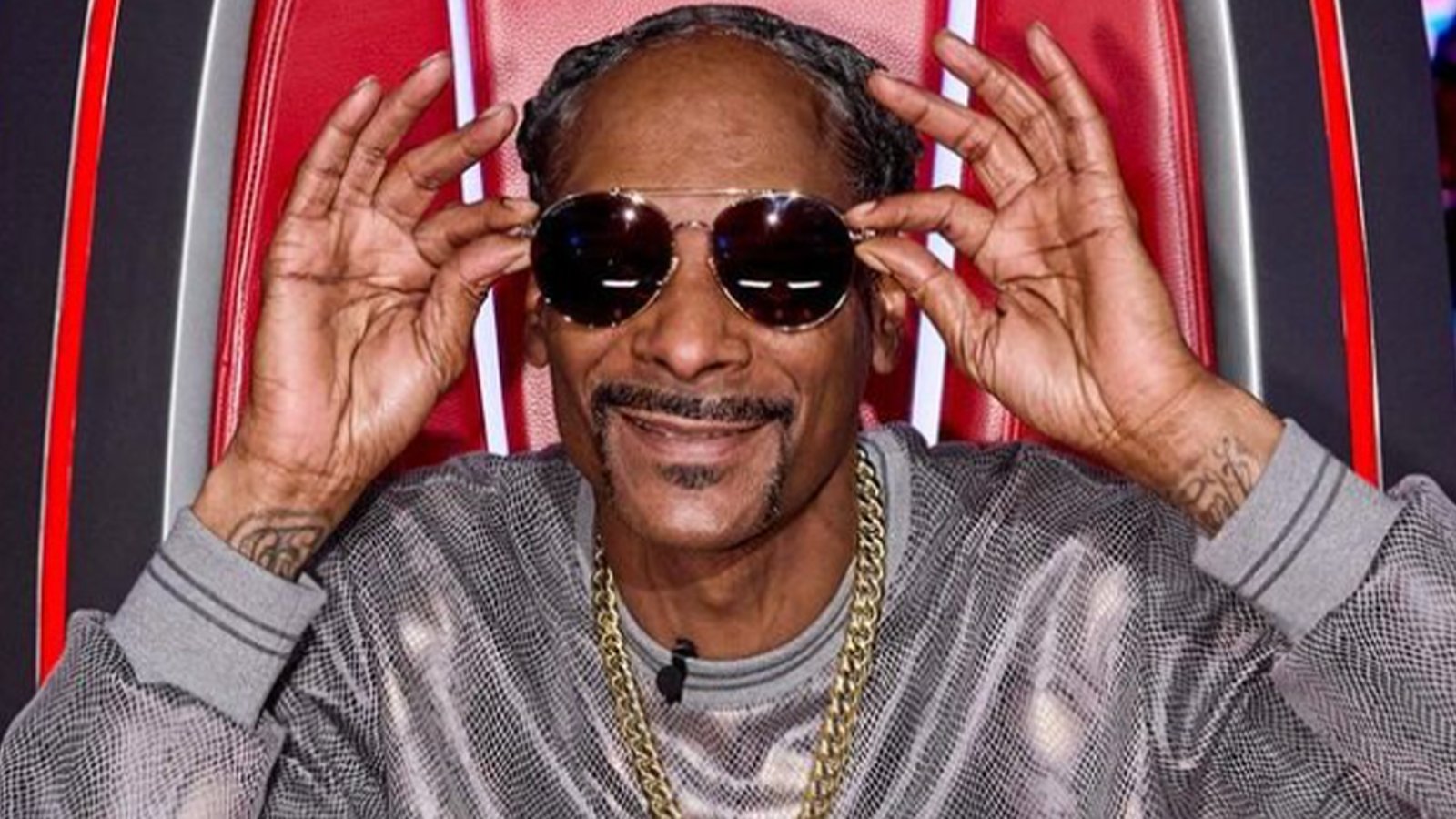 Snoop Dogg dévoile quelle est la seule célébrité qui fume plus que lui