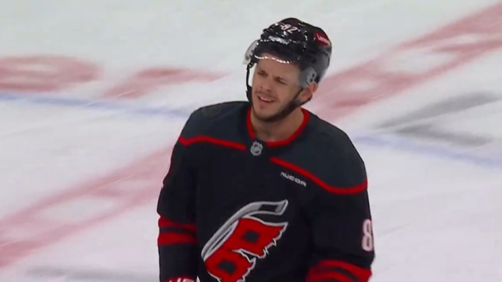 Jesperi Kotkaniemi est blâmé pour la défaite des Hurricanes