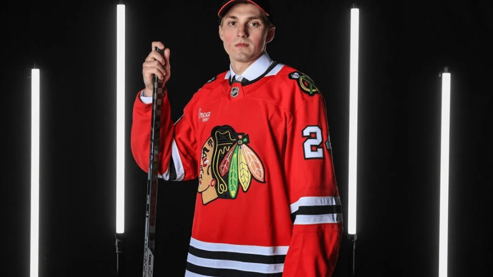 Artyom Levshunov arrive dans la LNH
