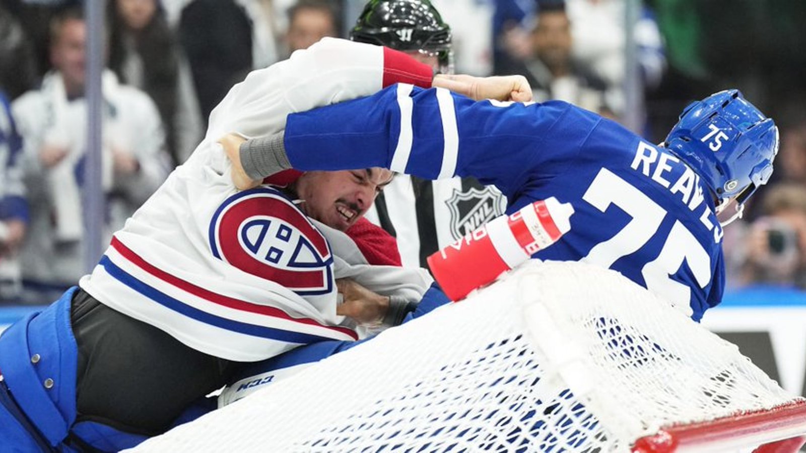 “Ryan Reaves a peur d'Arber Xhekaj!”