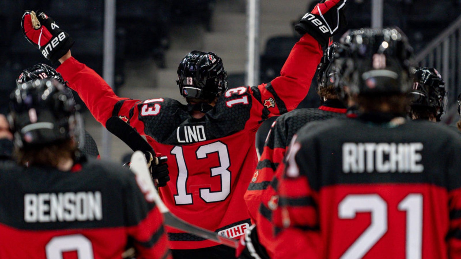 Le Canada jouera pour l'or à la Coupe Hlinka-Gretzky