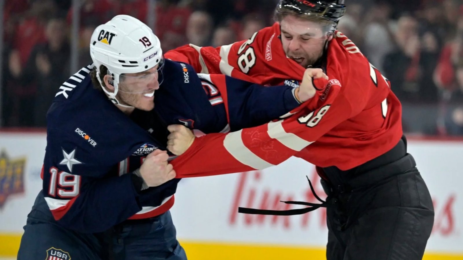 4 NATIONS: Brandon Hagel lance toute une flèche à Team USA avant la finale!
