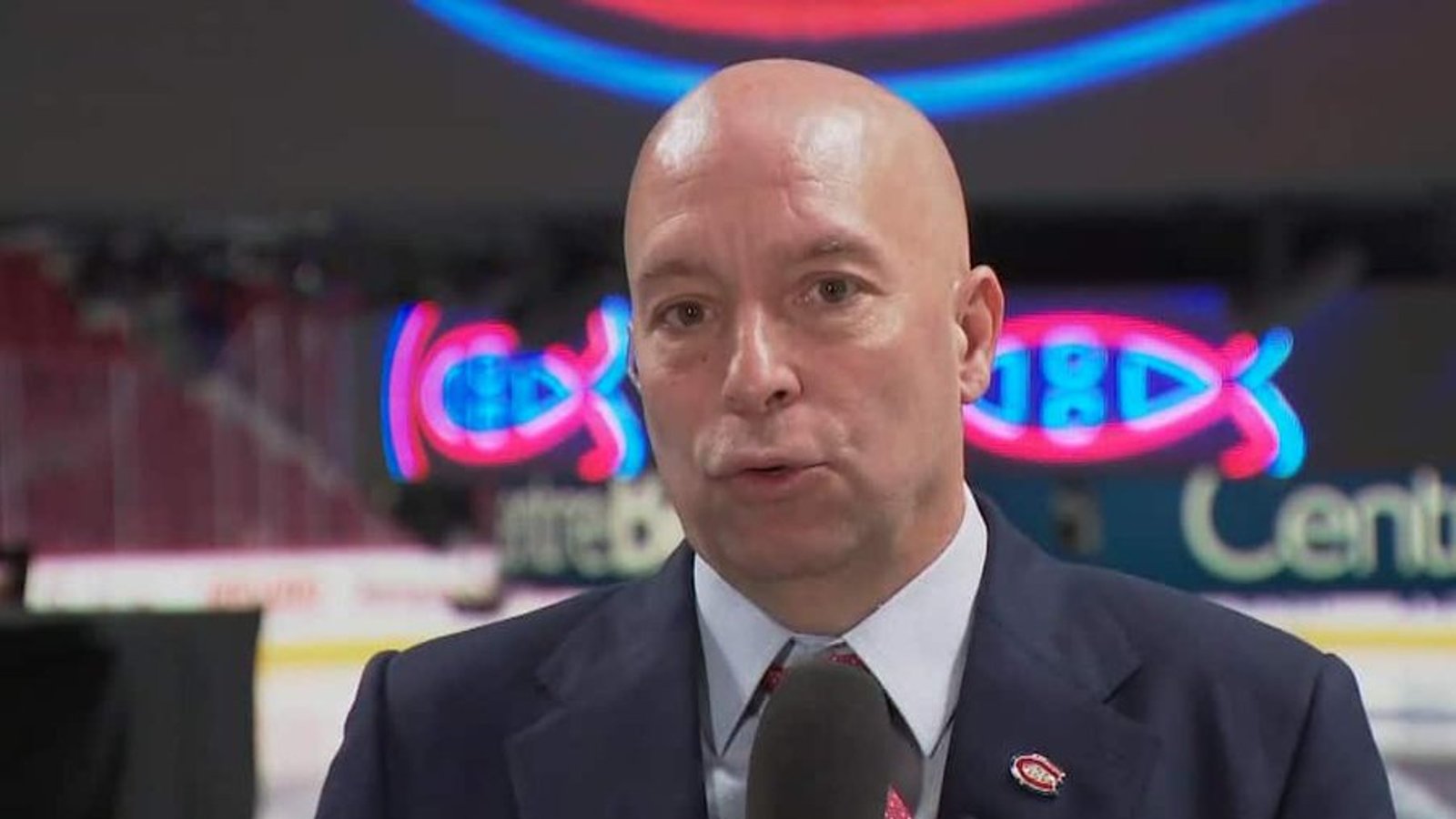 Darren Dreger affirme que Kent Hughes reçoit des appels pour échanger un attaquant
