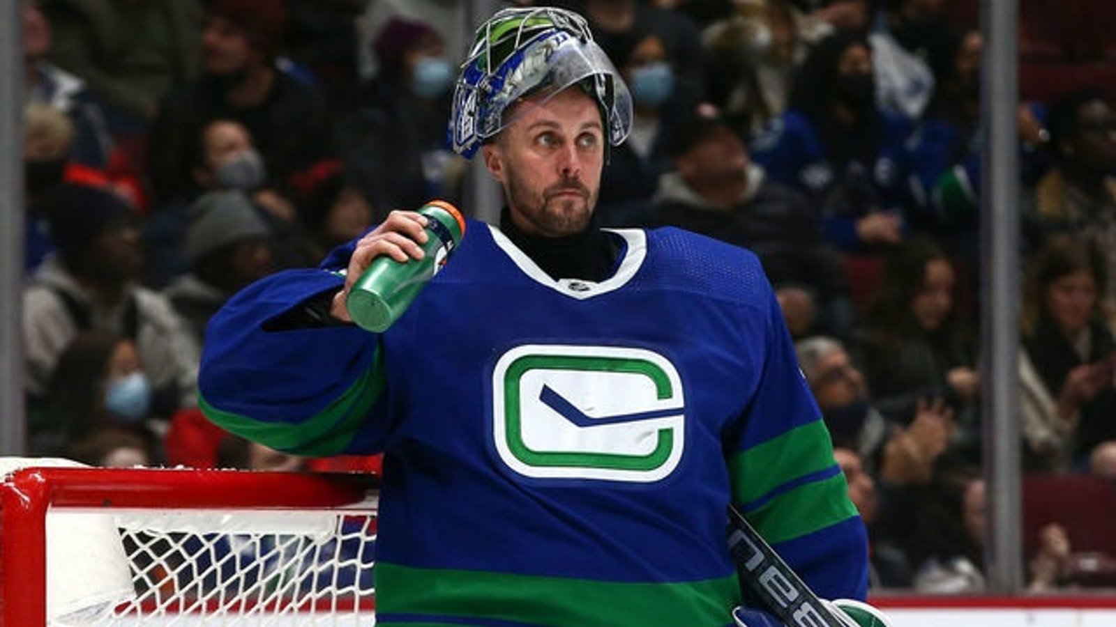 Jaroslav Halak se trouve du boulot dans la LNH