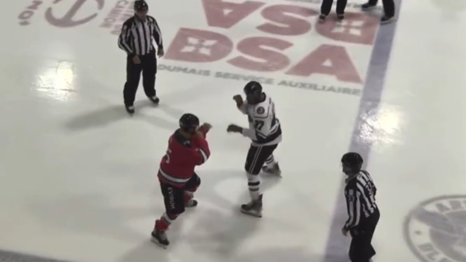 Donald Brashear défie le temps et jette les gants à 51 ans!