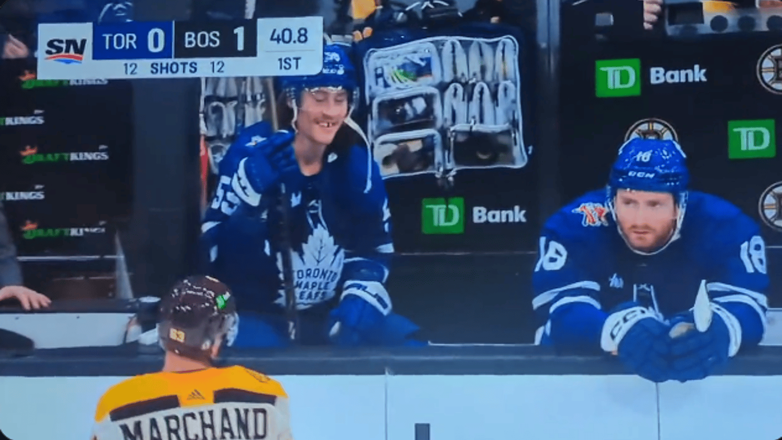 Tyler Bertuzzi refuse d'expliquer sa réaction lorsque Brad Marchand a blessé un de ses coéquipiers jeudi