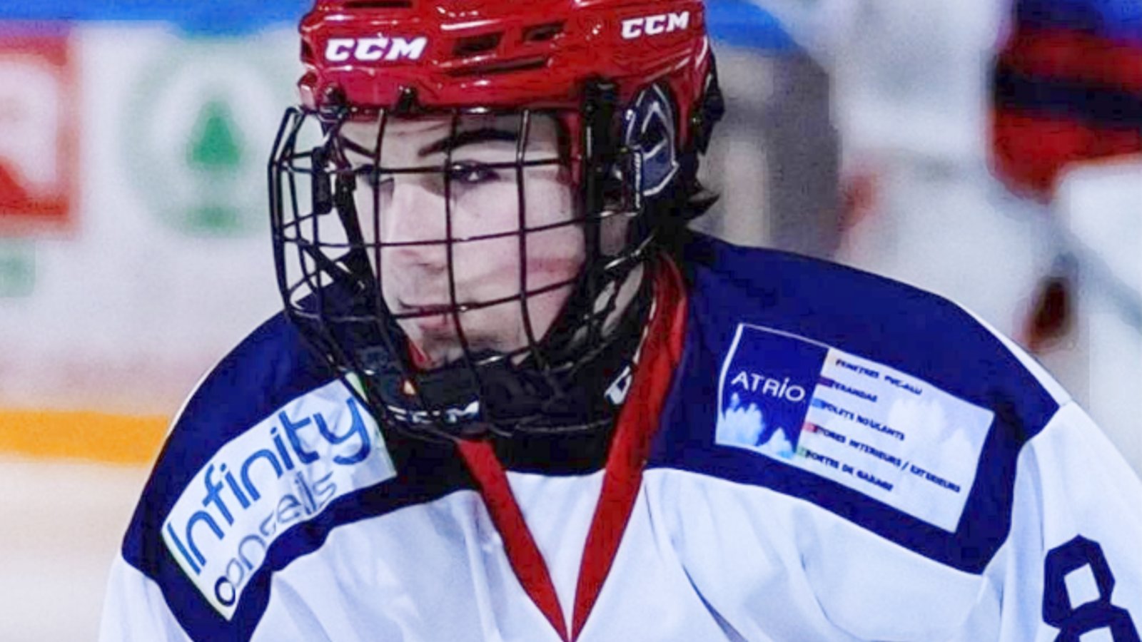 Le petit-fils d'un ancien de la LNH domine complètement en France 