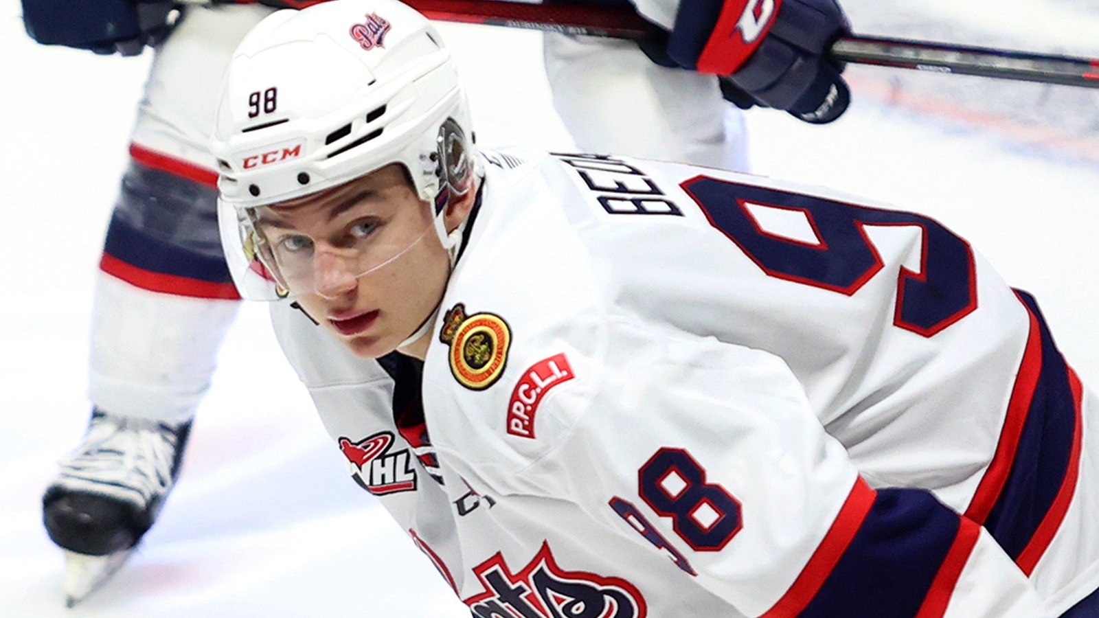 À VOIR : Des débuts éclatants pour Connor Bedard en séries