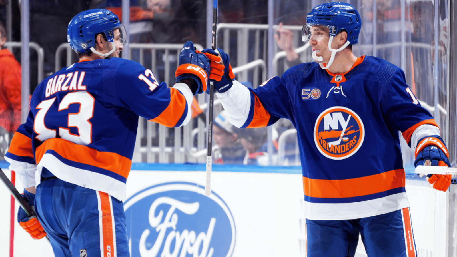Mathew Barzal et Bo Horvat pourraient partir… mais Montréal doit-il vraiment s’en mêler?