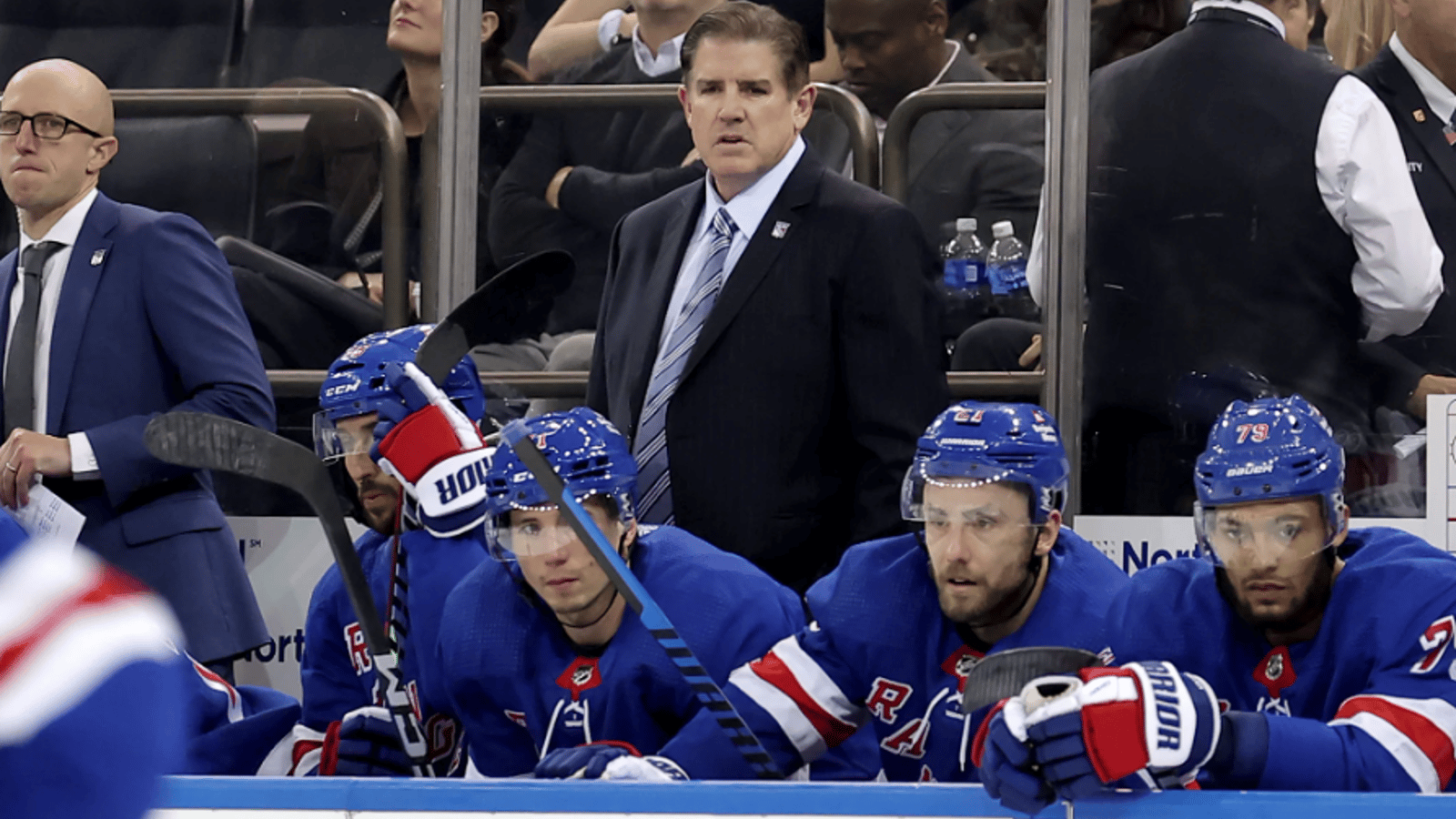 Les Rangers font un gros ménage derrière le banc et congédient Peter Laviolette