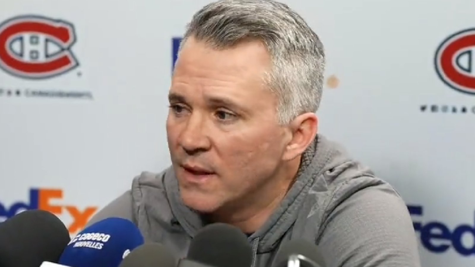 Martin St. Louis pose un très beau geste envers Guy Lafleur 