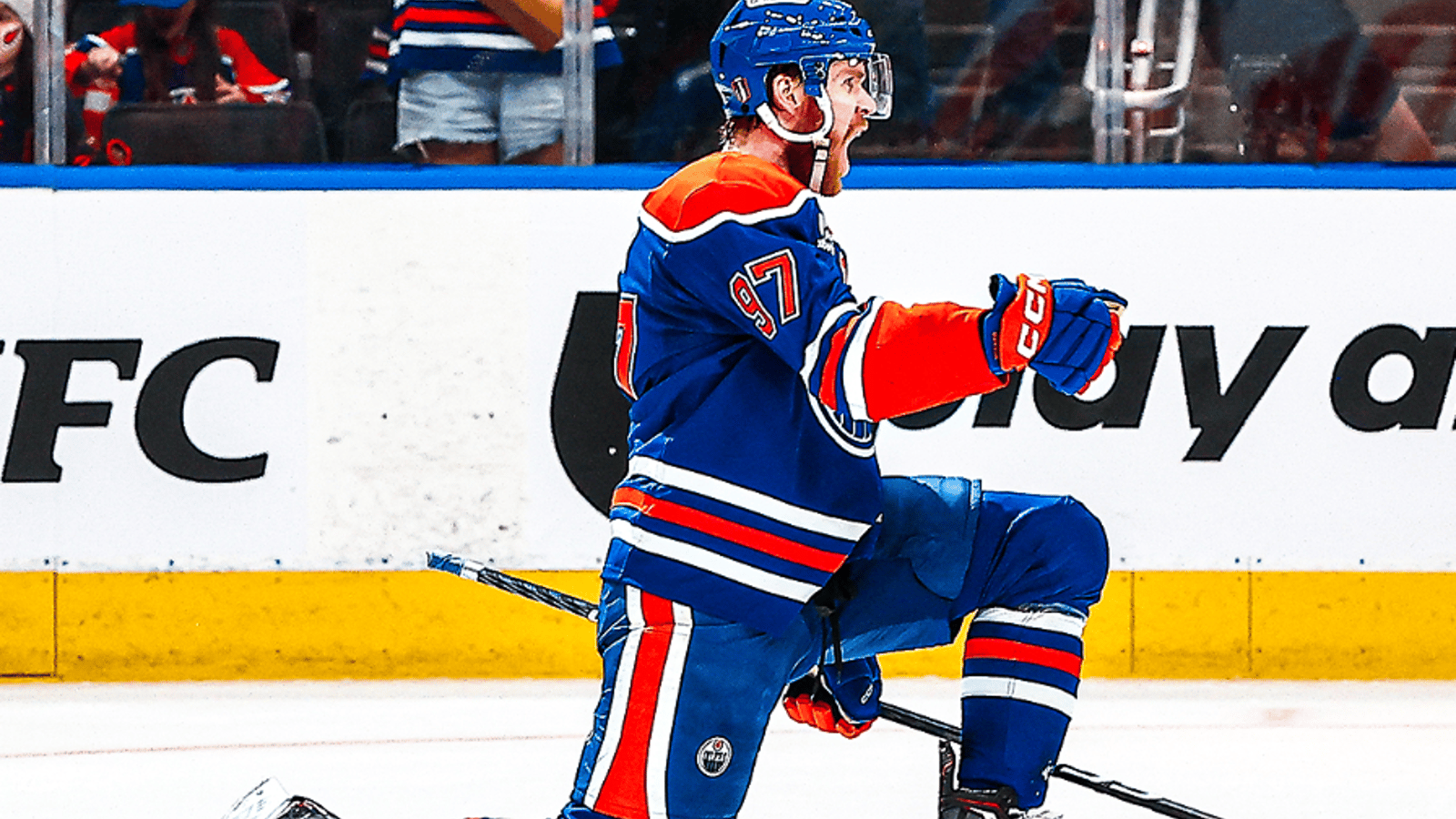 Connor McDavid prend les choses en main et les Oilers donnent une raclée aux Stars