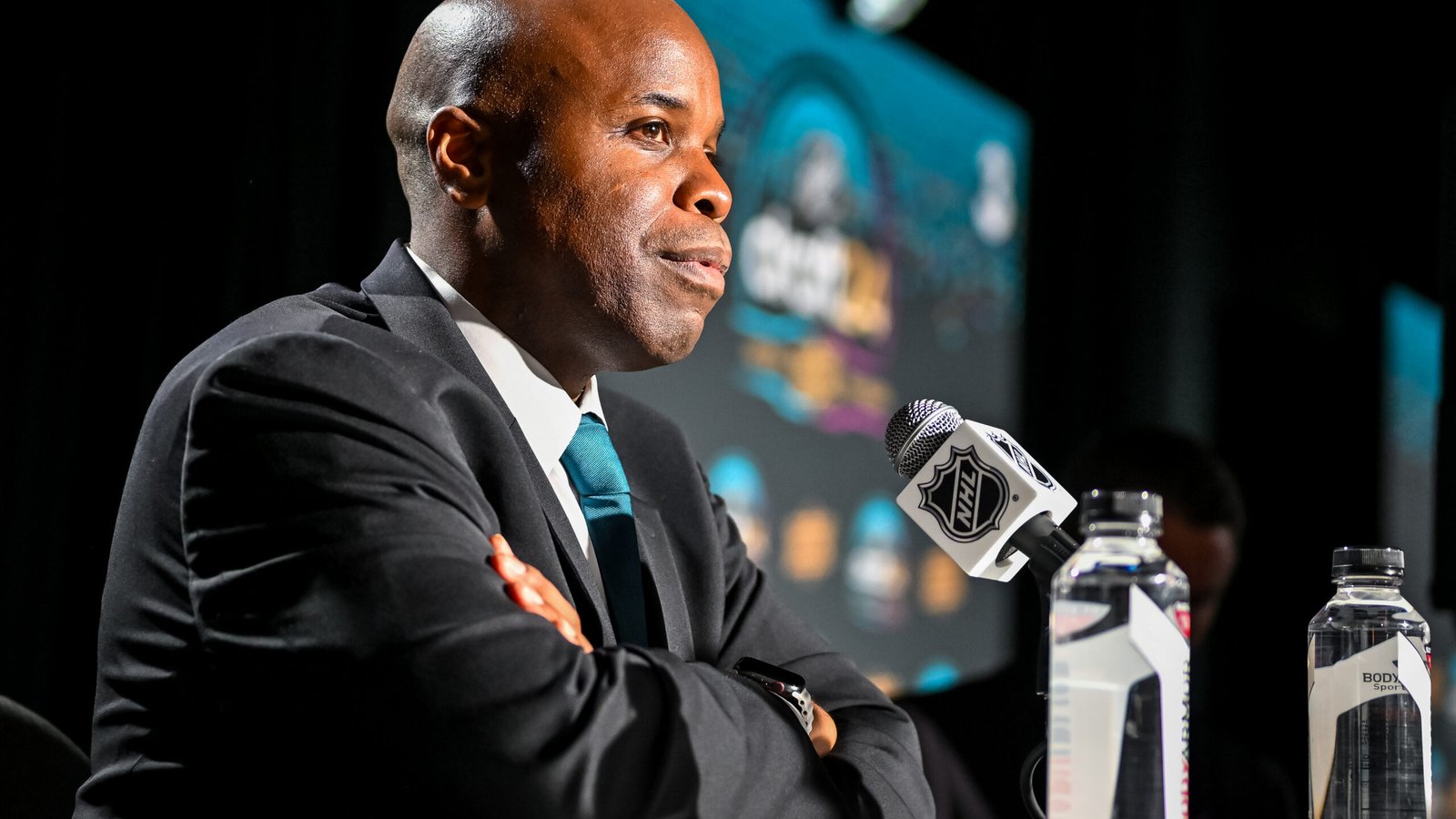 Mike Grier serait enclin à transiger le premier choix total s'il gagne la loterie