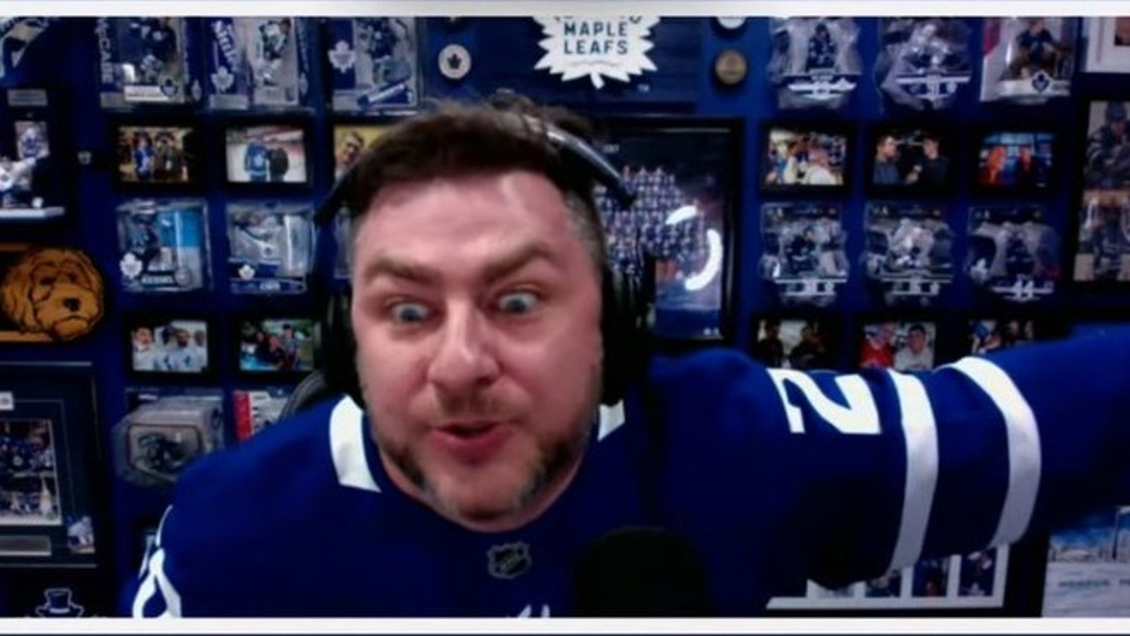 Mitch Marner se fait détruire après avoir coûté un but sur une horrible erreur