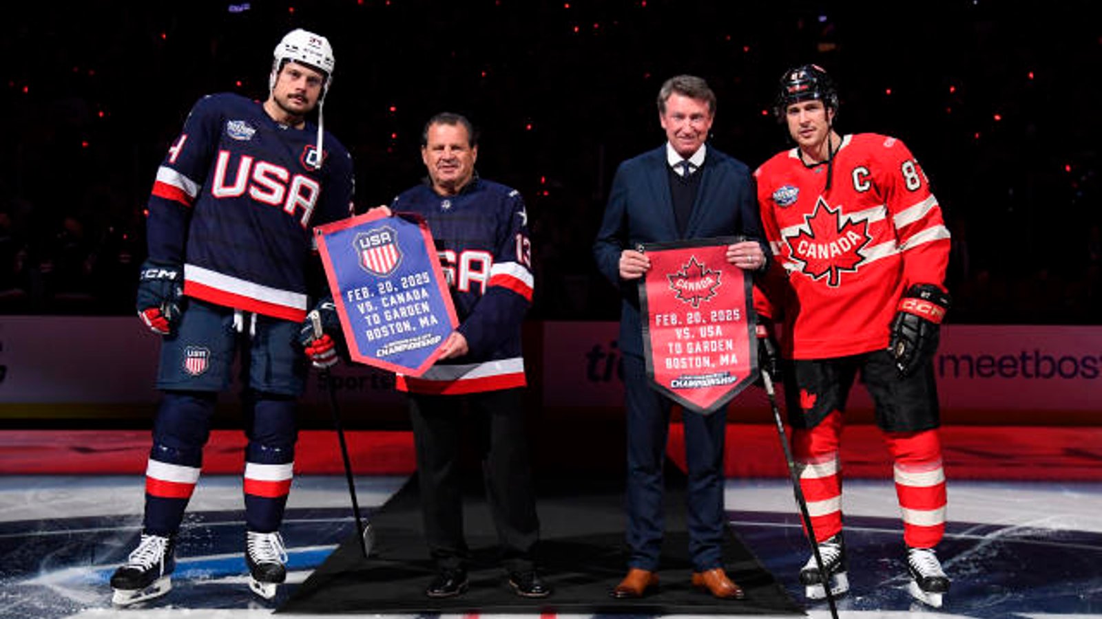 Doug Ford vient à la défense de Wayne Gretzky que plusieurs ont qualifié de traître