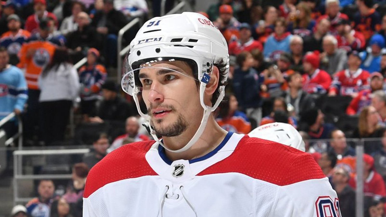 La transaction Sean Monahan est maintenant officiellement complétée