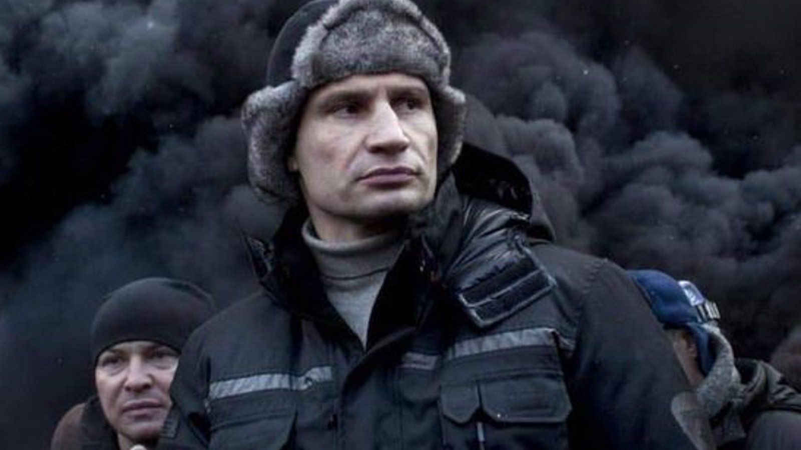 Anciens champions du monde, les frères Klitschko acceptent de prendre les armes pour défendre leur pays 