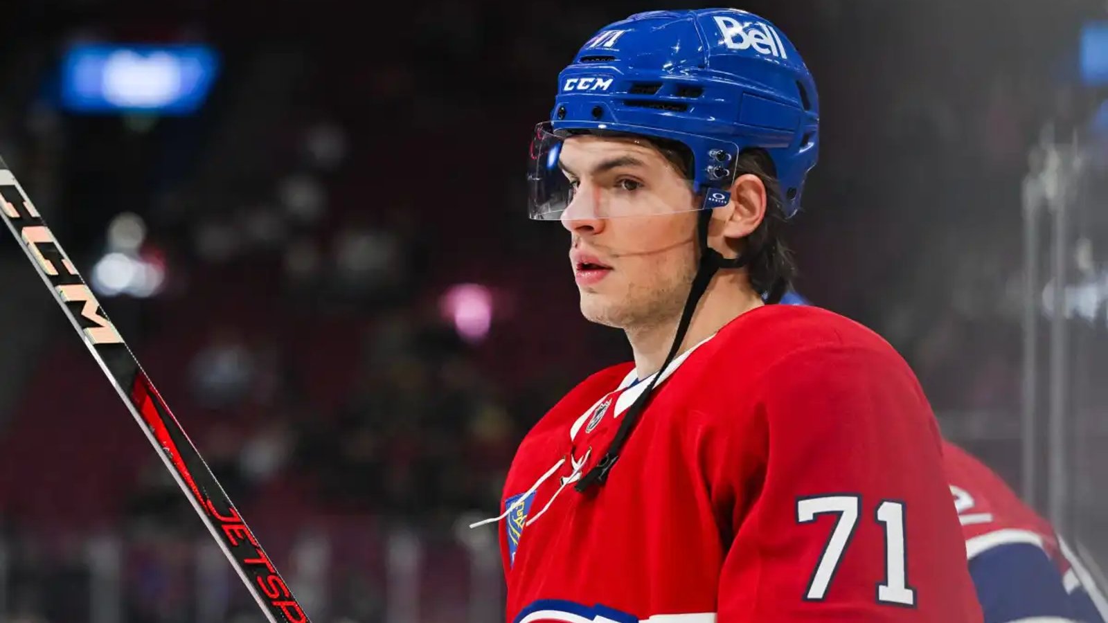 Les coéquipiers de Jake Evans ont célébré son nouveau contrat