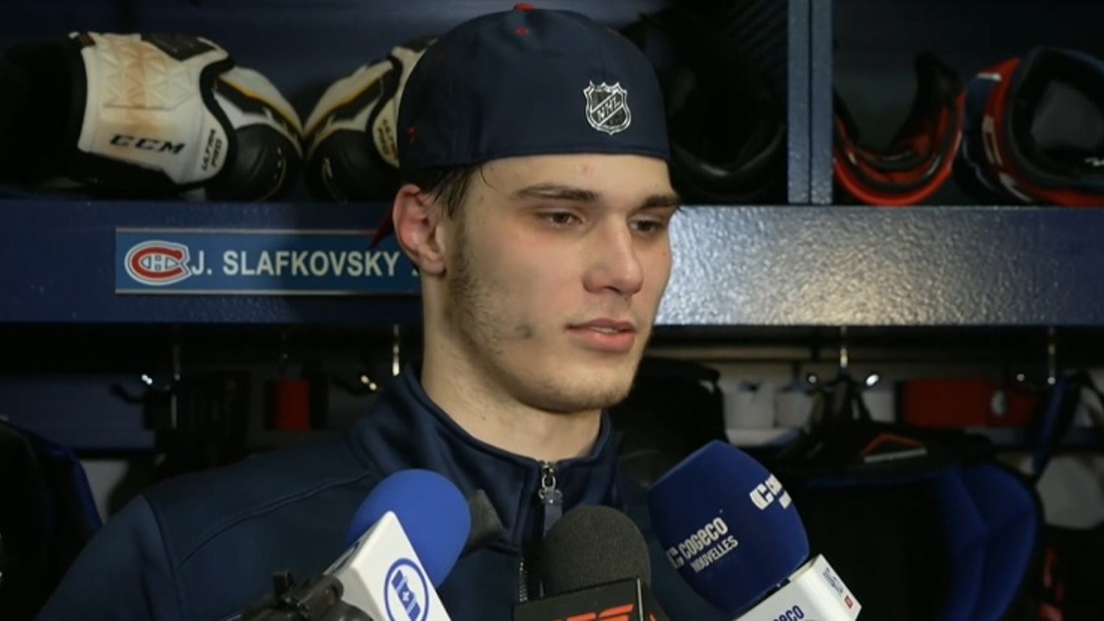 Juraj Slafkovsky demande publiquement une permission spéciale à Kent Hughes après le match