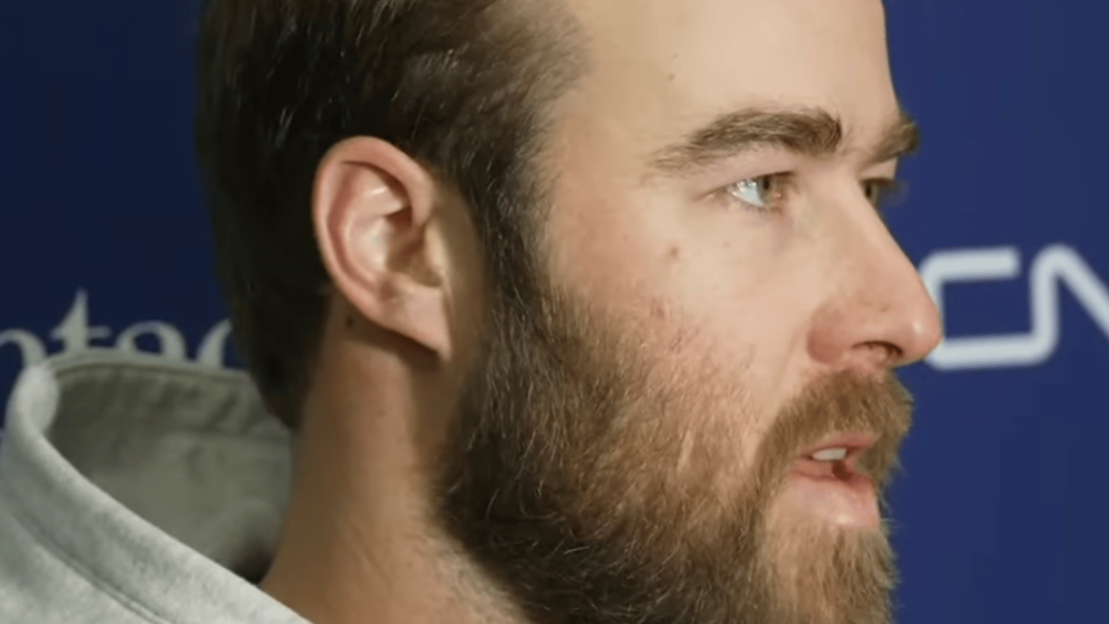 Kaiden Guhle reçoit une grande marque de respect de David Savard