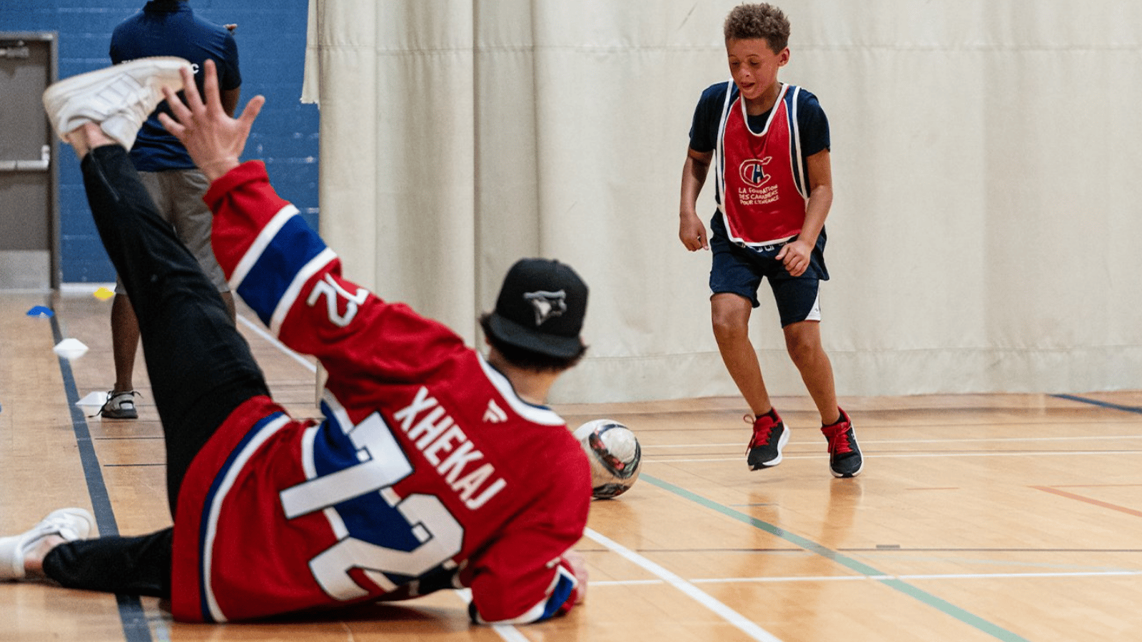 Quatre joueurs du Canadien font une belle surprise à des jeunes d'une école secondaire