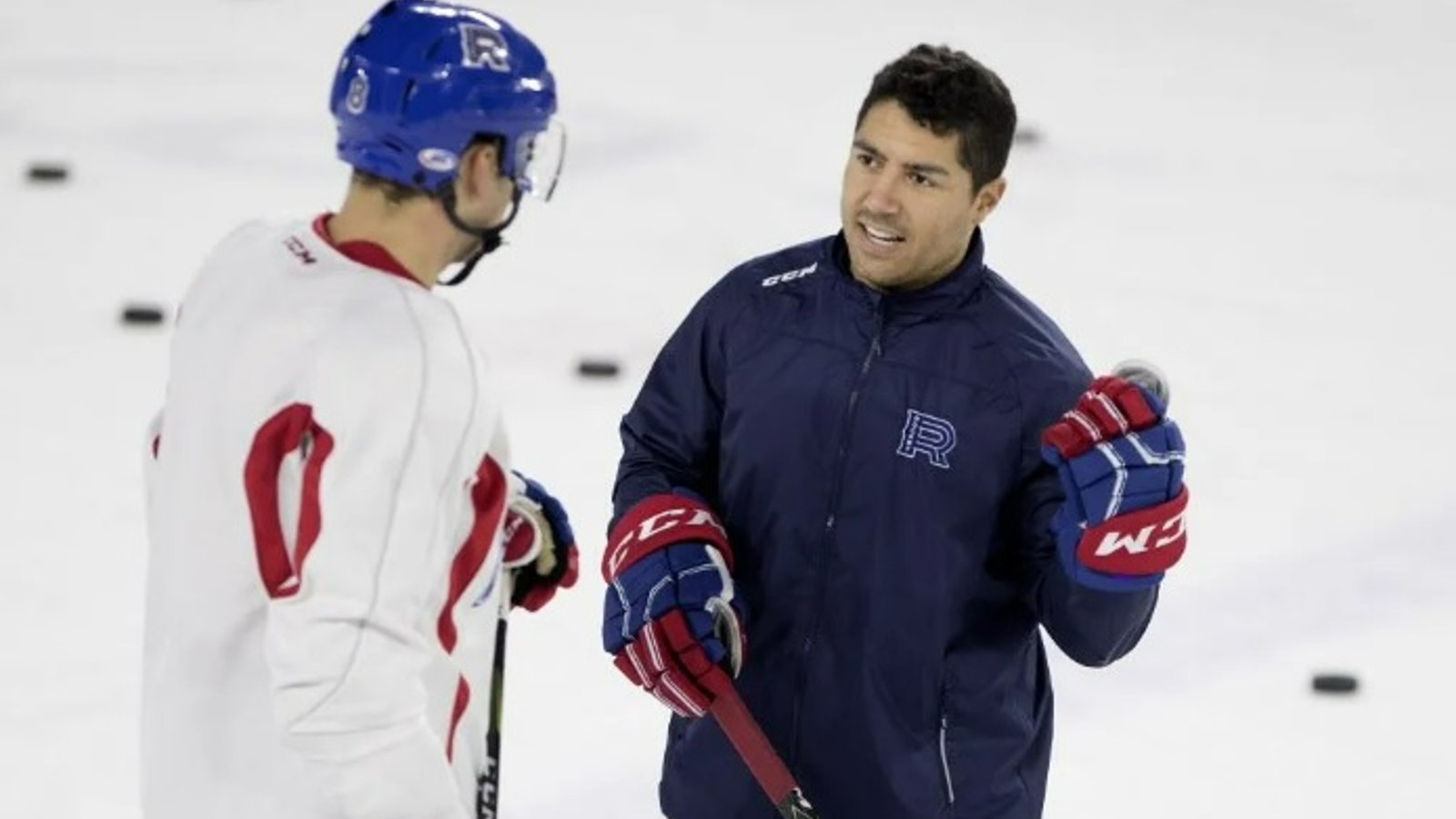 Voici les deux prochains espoirs qui feront leur place avec le CH selon Francis Bouillon