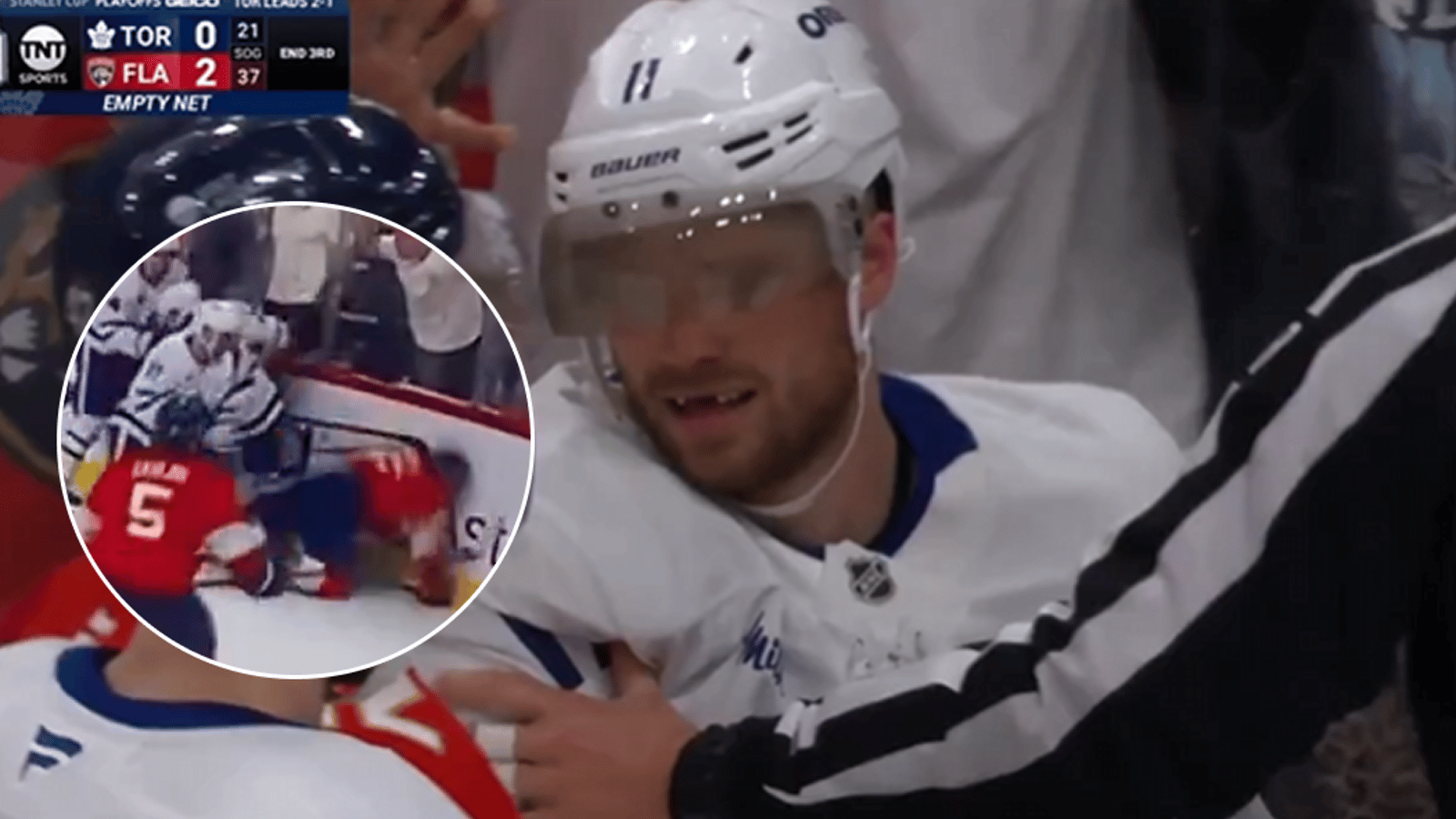 Max Domi y va d'un coup absolument dégueulasse sur Aleksander Barkov en fin de match